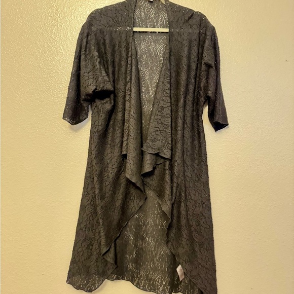 LuLaRoe Black Lace Coverup Shrug - Picture 1 of 3